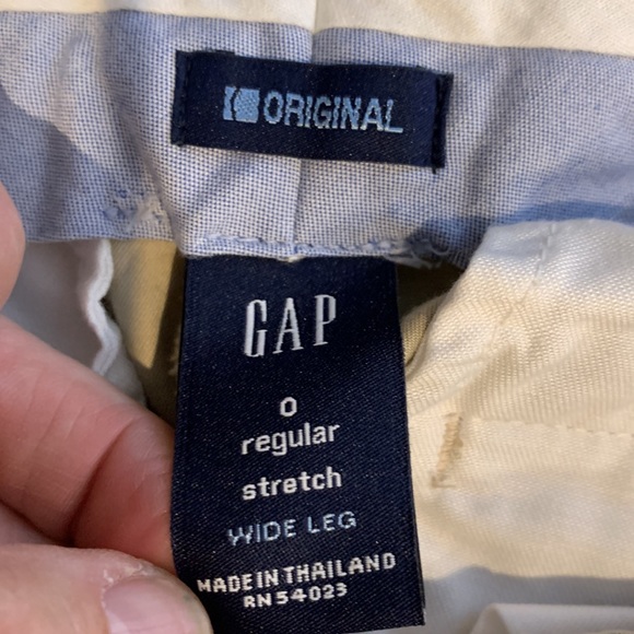 Gap original khaki colored pants with stretch and wide legs. Size 0 regular - Picture 7 of 9